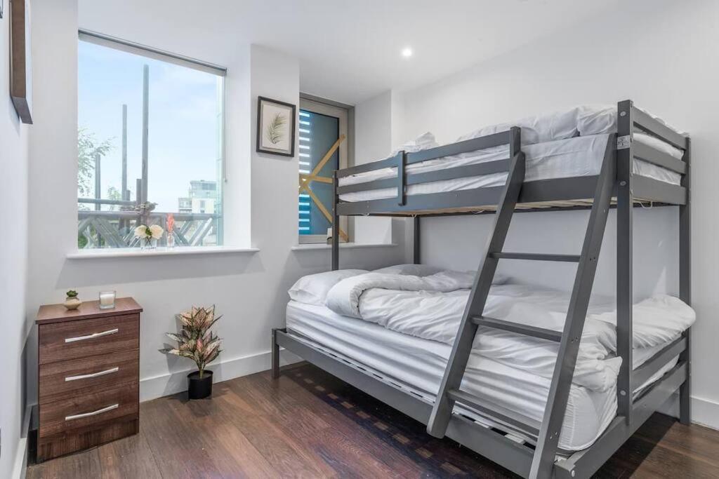 Sleep 7 20 Mins From London Waterloo Bp65 Apartment Luaran gambar