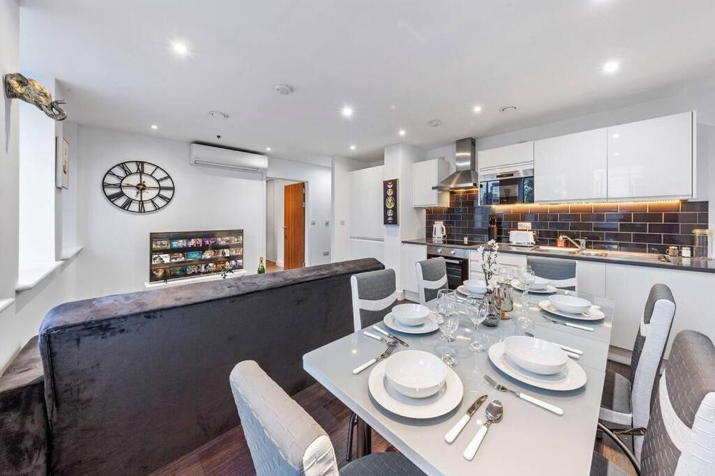 Sleep 7 20 Mins From London Waterloo Bp65 Apartment Luaran gambar